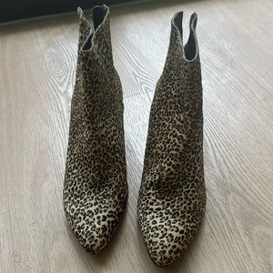 Dolce Vita Larocka leopard pattern Taupe Ankle Boot Bootie Shoe Size 7.5 leather